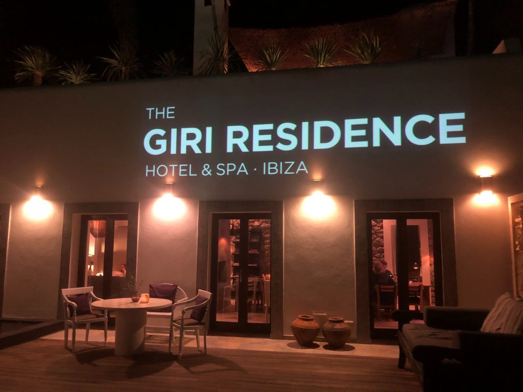 The Giri Residence Reviews